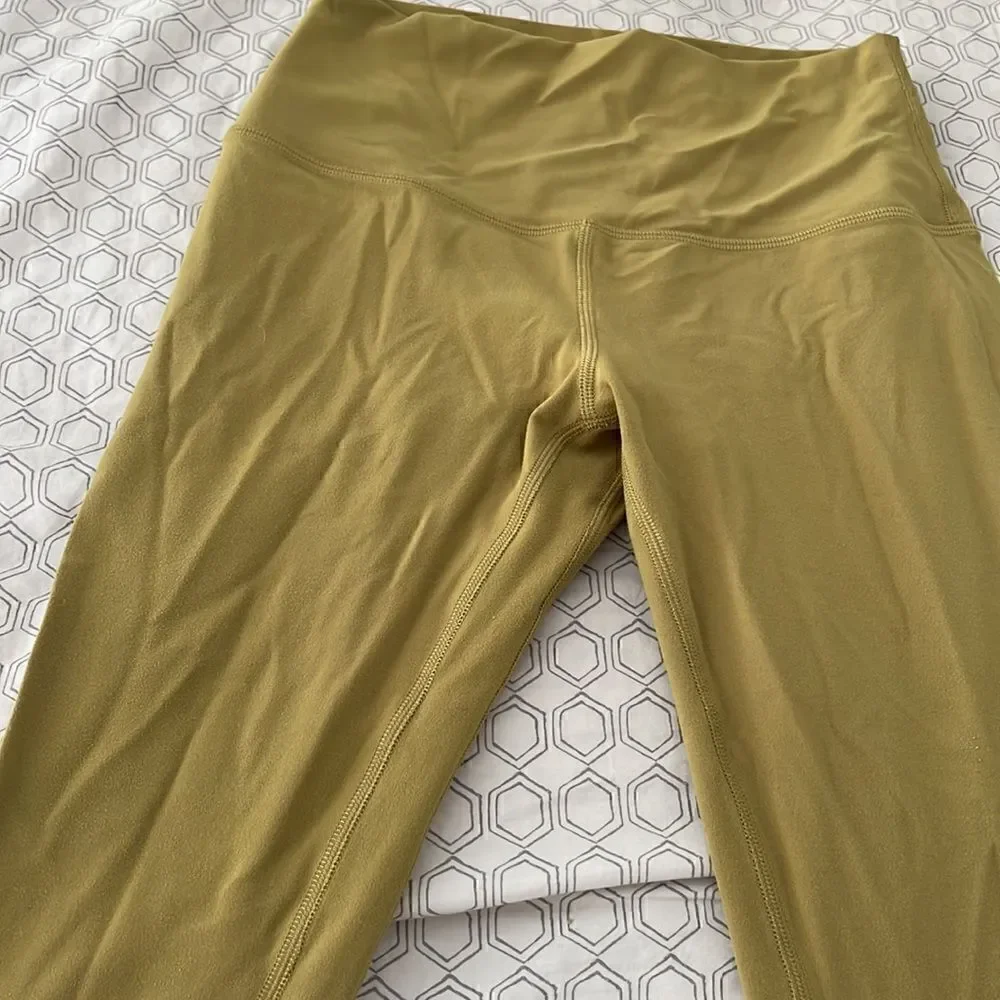 Lululemon align cropped leggings sz 4